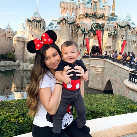 Meet your Posher, Jaycee - Picture 3 of 8